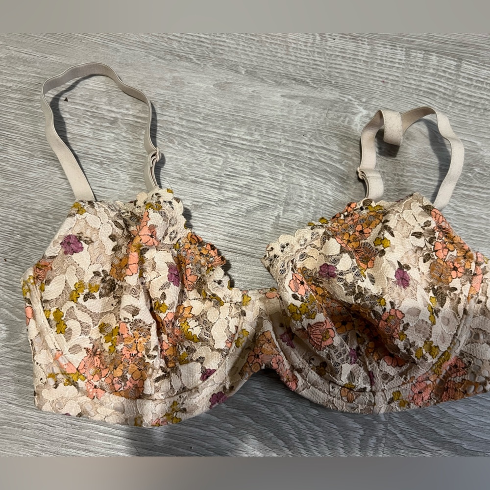 Pretty Victoria secret bra